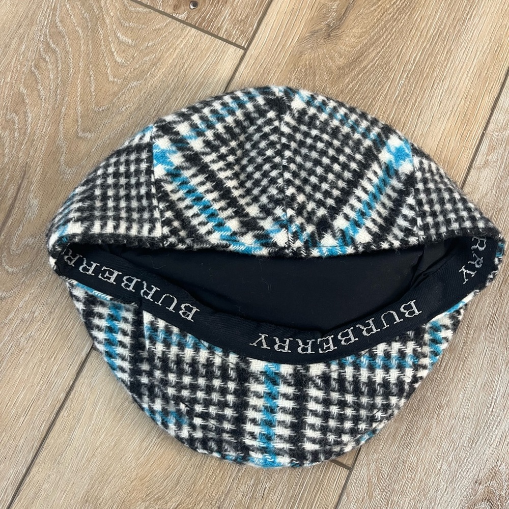 Authentic Like New Burberry Newsboy Cap Hat Size Large